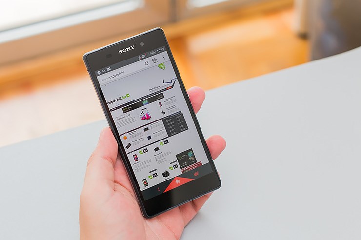 Sony Xperia Z2 (22).jpg